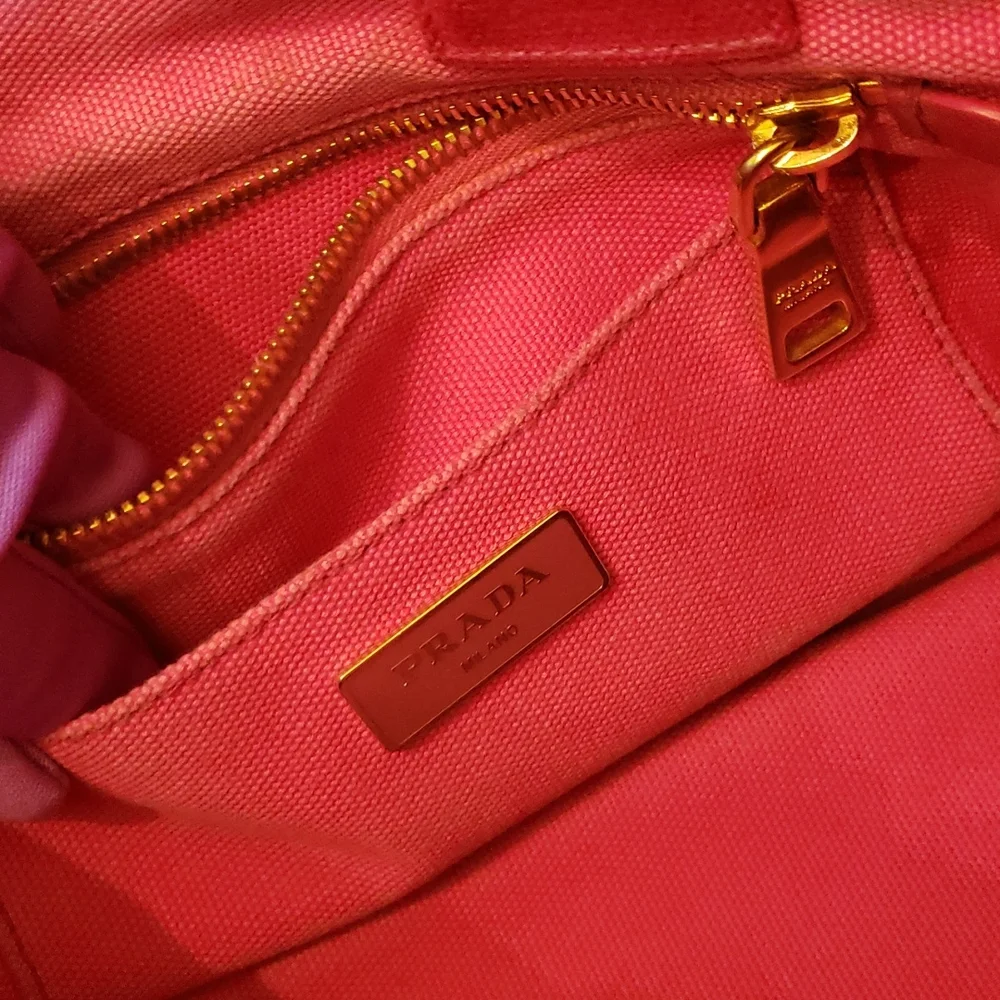 Prada Canapa - Picture 12 of 16